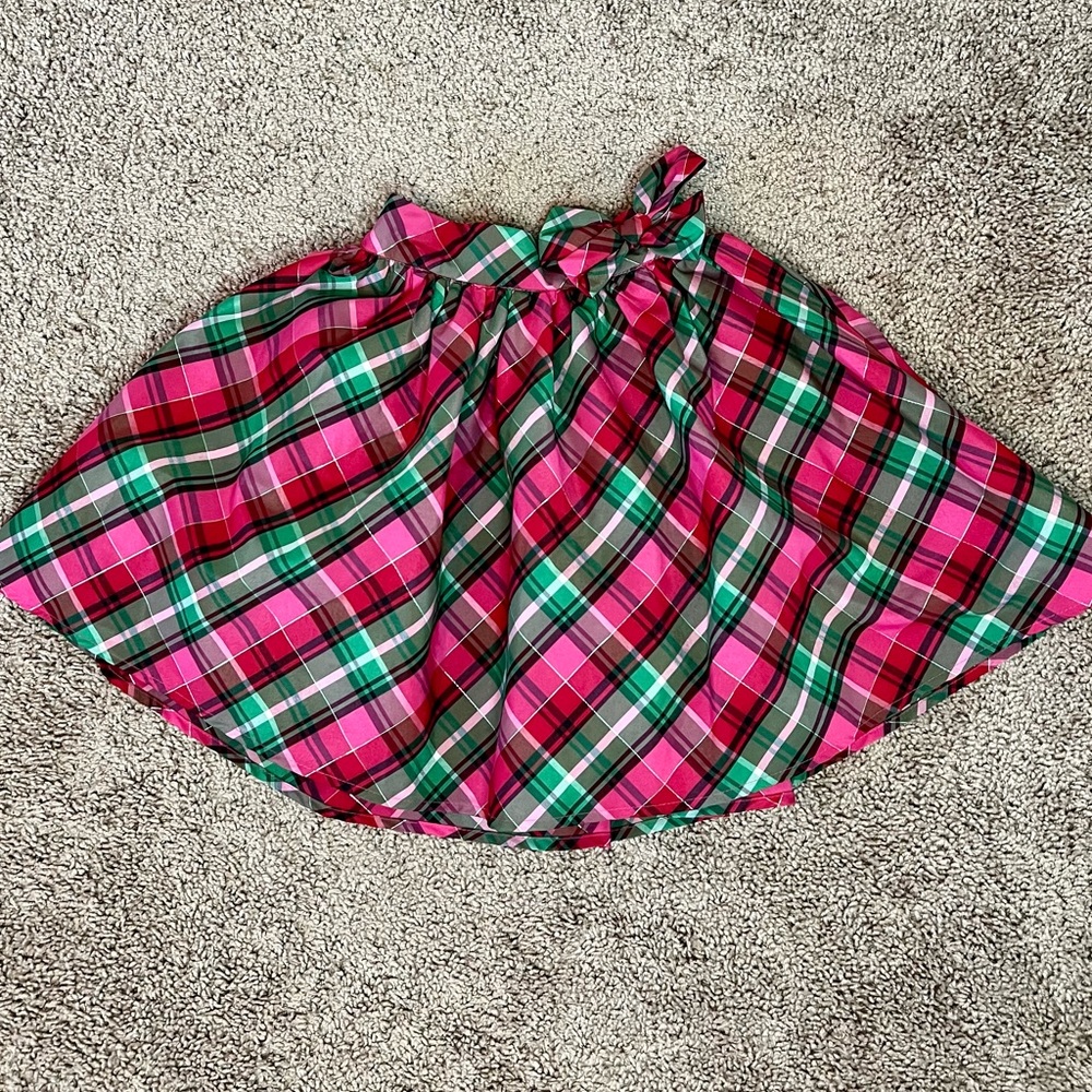 Size 6 Girls Oshkosh skirt